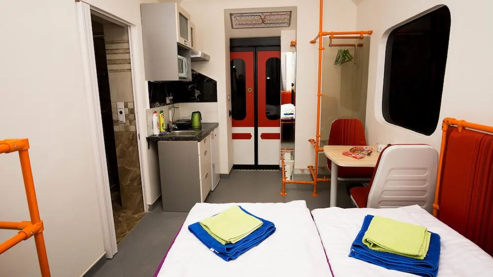 METRO Apartment Prague by Main Train and Bus Station