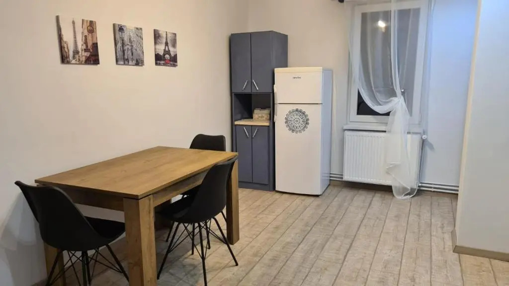 Maris Apartment