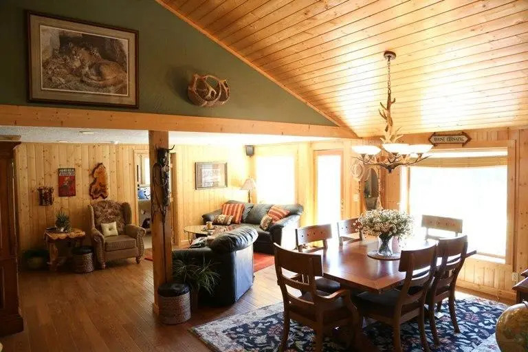 Hayden Lake Estate