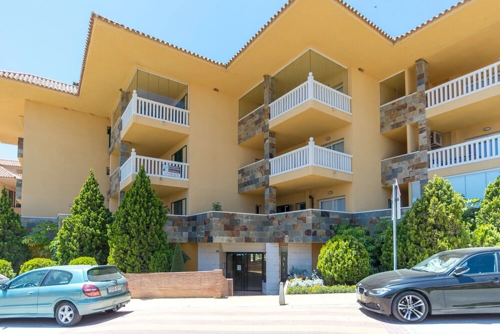 MalagaSuite Higueron Beach&Pool Apartment