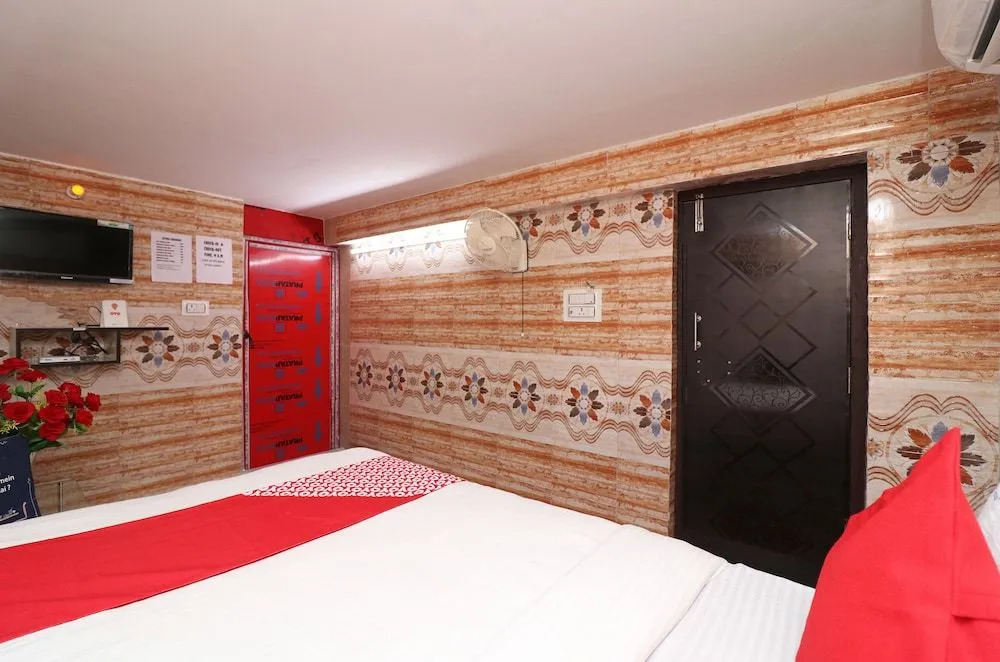 Oyo 23364 Kolkata Hcn Guest House