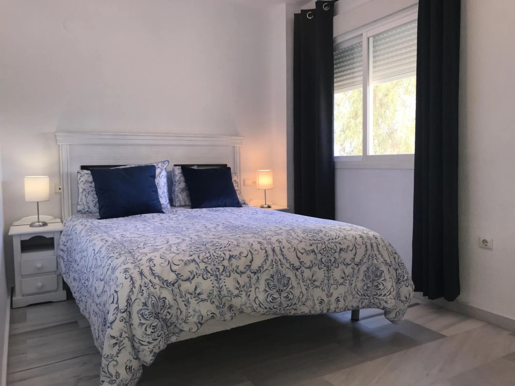 20945 - Great Apartment Very Near Beach