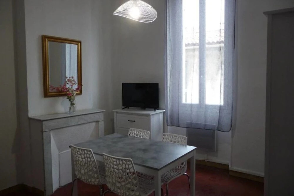 Nice 2 Bedrooms Renovated on the Vieux Port