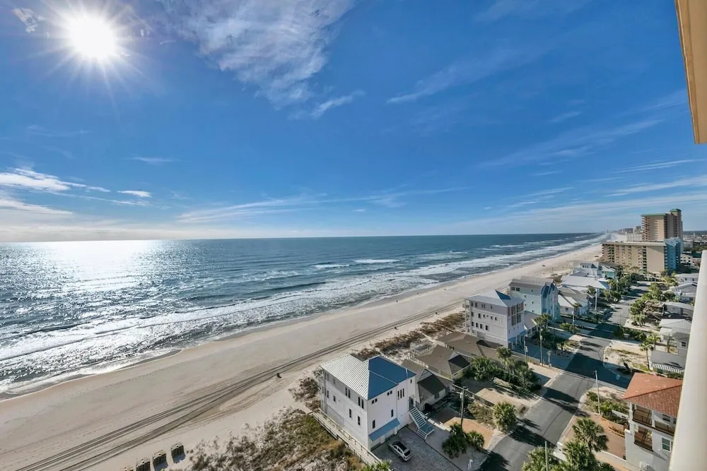 Sterling Beach #1206