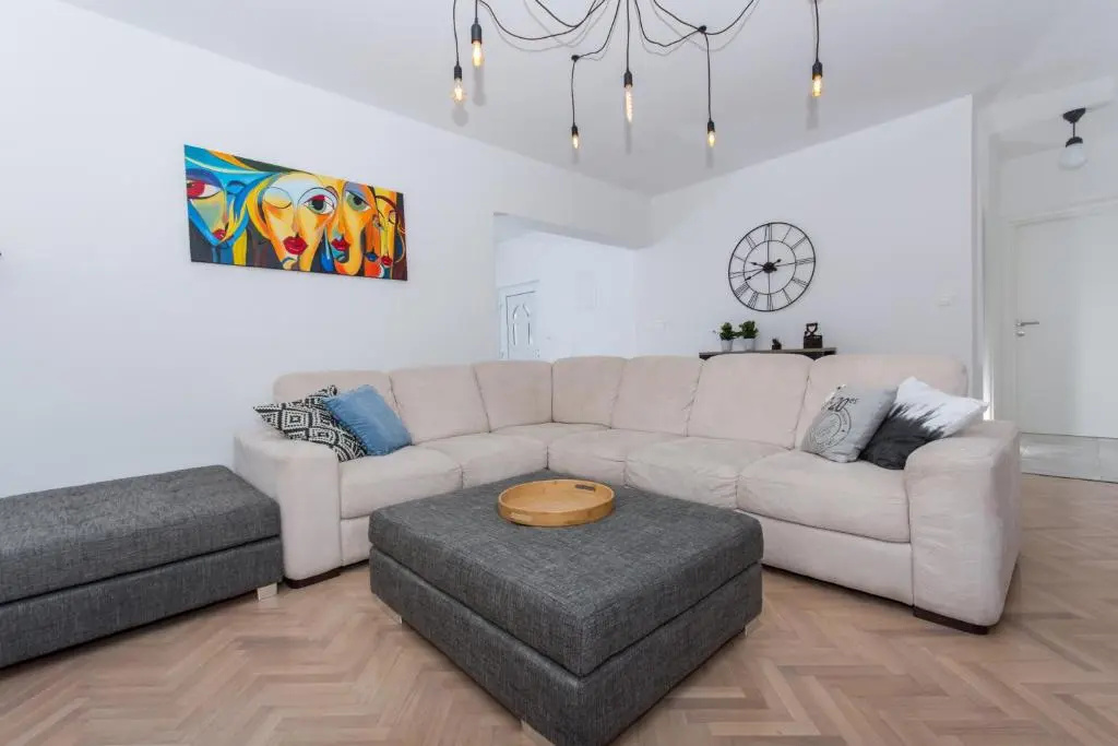 Apartment Mika1