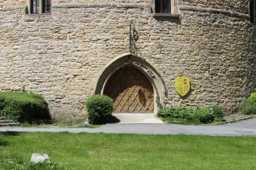 Ferienwohnungen Burg im Zwinger