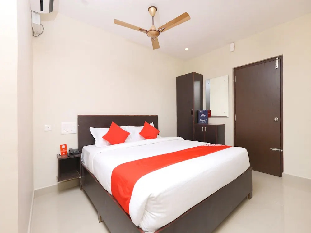 OYO 14735 Nakshatra Grand