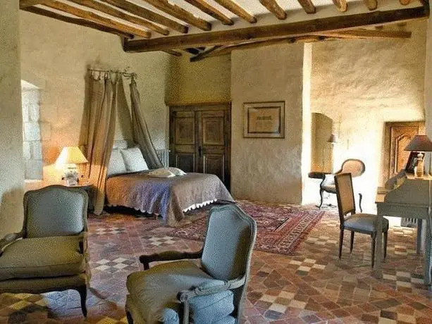 Chateau De Chargé