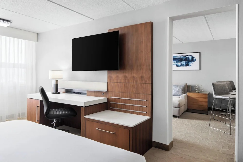 Ramada Plaza Green Bay
