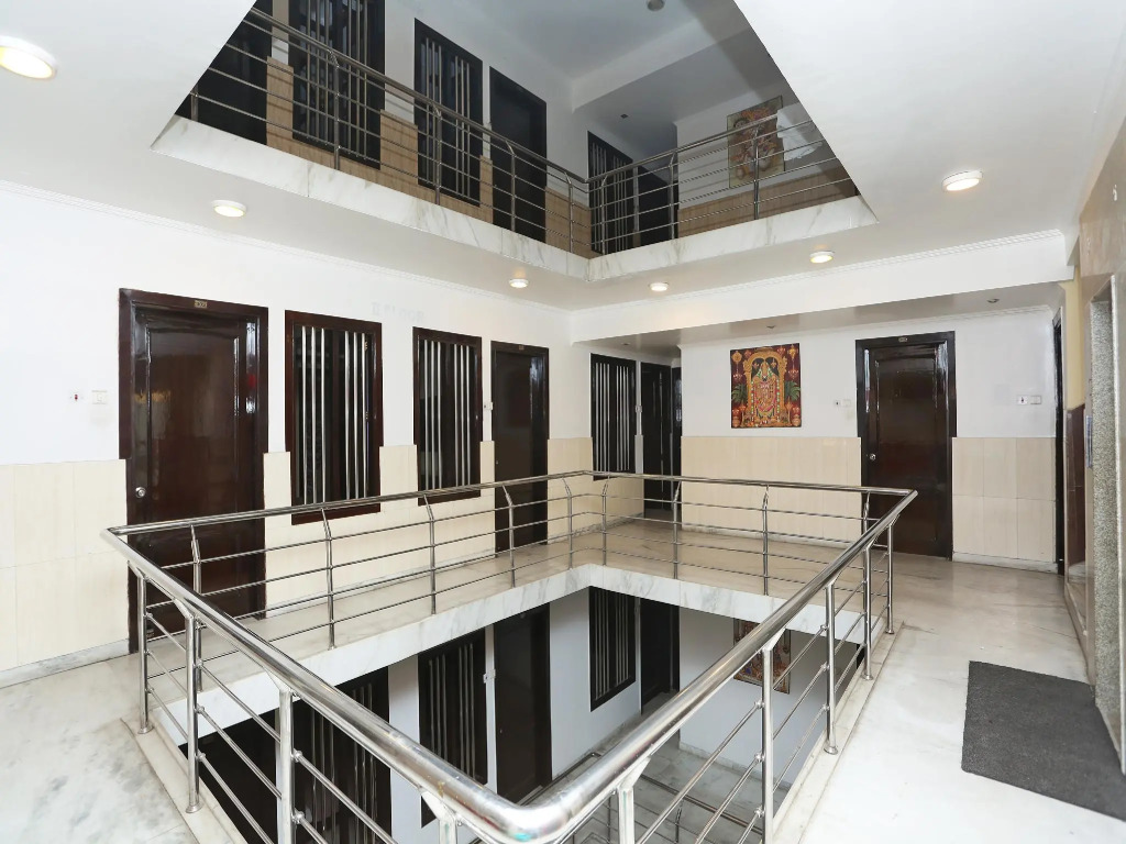 OYO 12400 Hotel Prem
