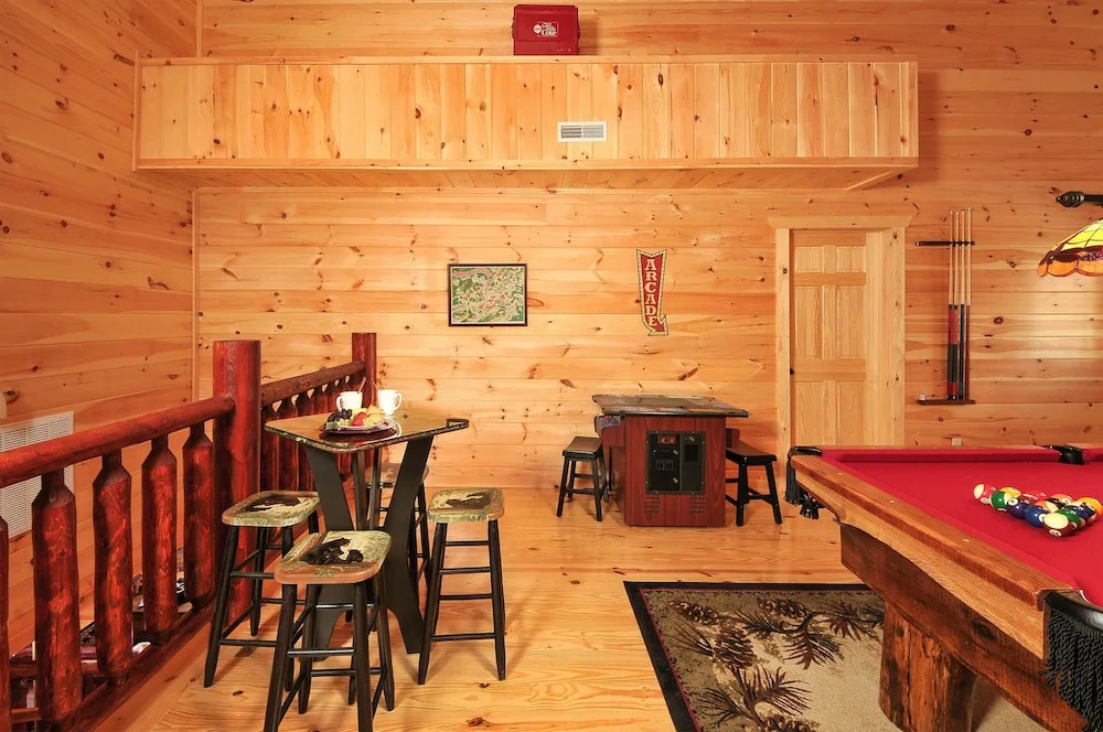 Kings Mountain Lodge - 4 Br Cabin