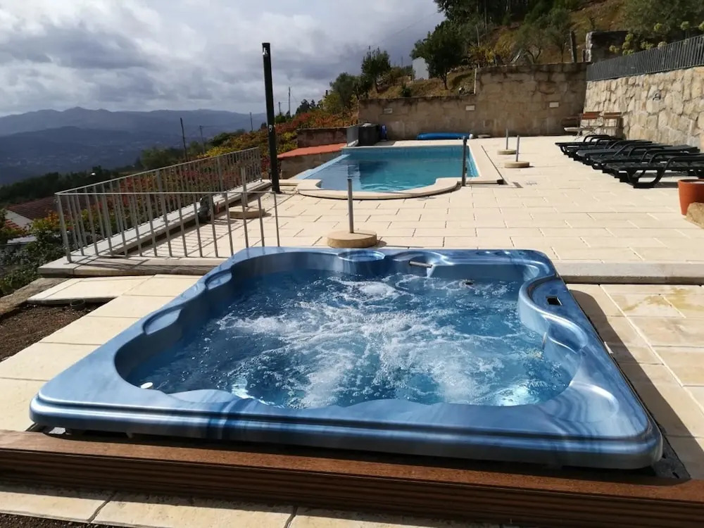 Villa With 4 Bedrooms in Letrigo, With Wonderful Lake View, Private Po