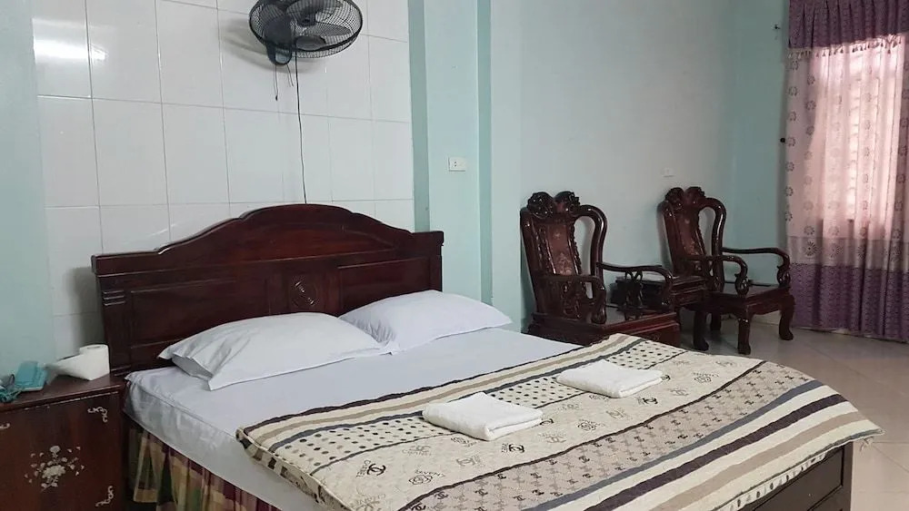 Spot on 983 Sao Bang Motel