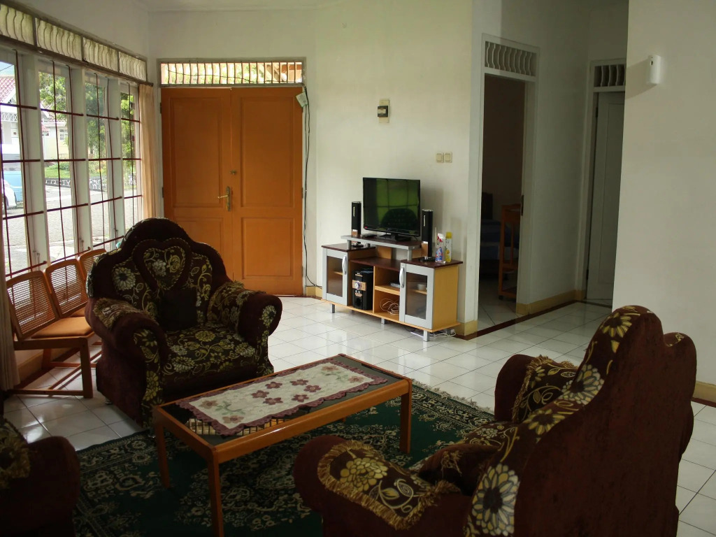 Villa Kota Bunga Ade Type Jepang - 0620