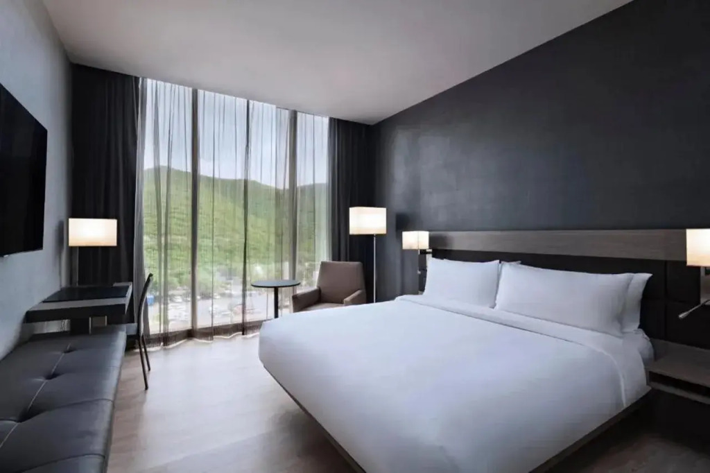 AC Hotel by Marriott Monterrey Valle