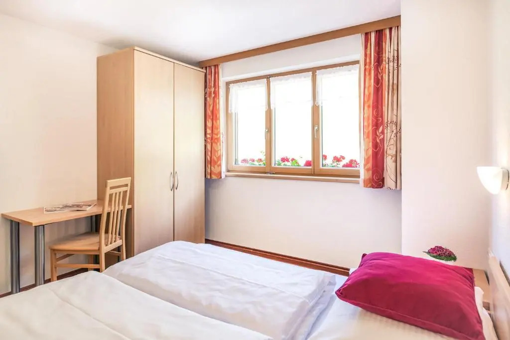 Haus Rothorn