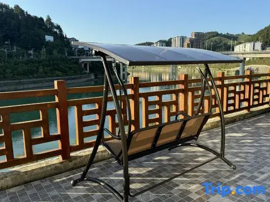 Jiangyue International Smart Hotel (Jinping)