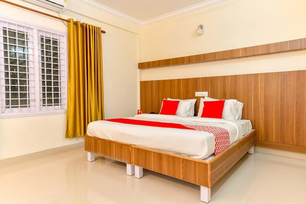 OYO Flagship 30720 Hotel Grand Casa