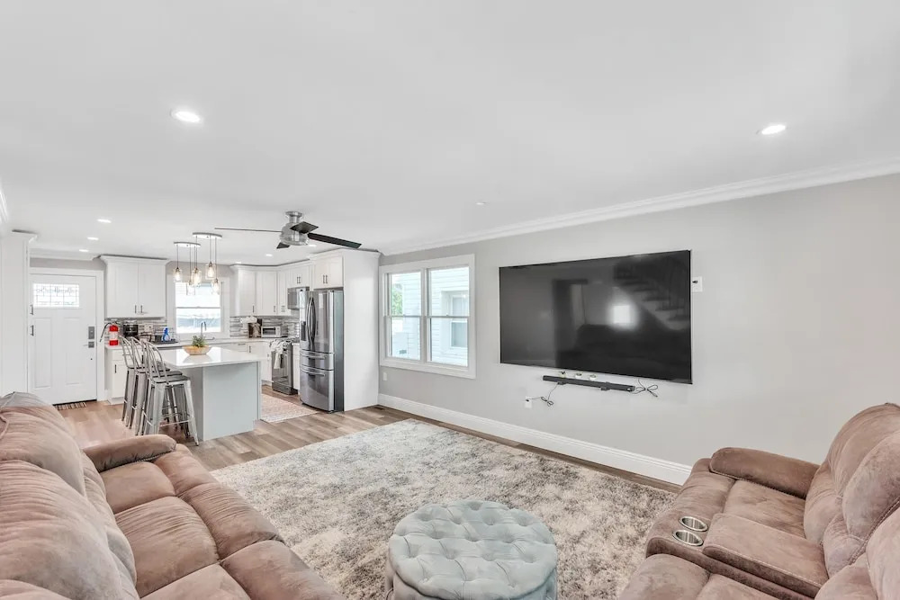 Ultimate Belmar Beach Getaway Sleeps 10 7 Bedroom Home by RedAwning