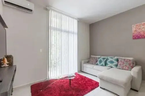 Riviera Towers 211