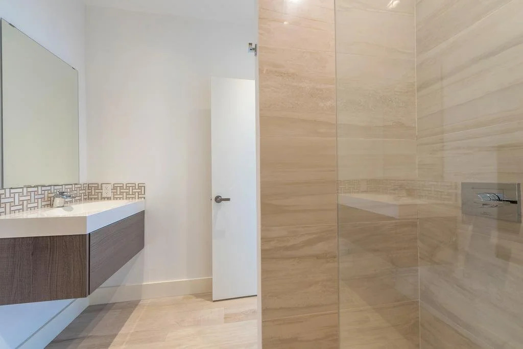 Miami World Rental - Venetian House