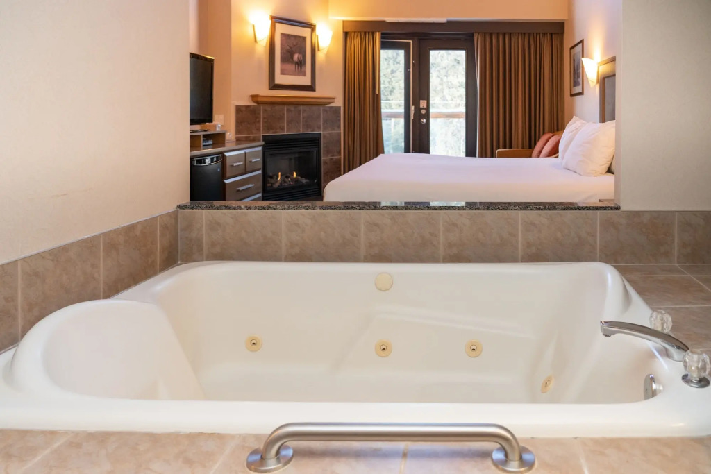 The Rundlestone Lodge
