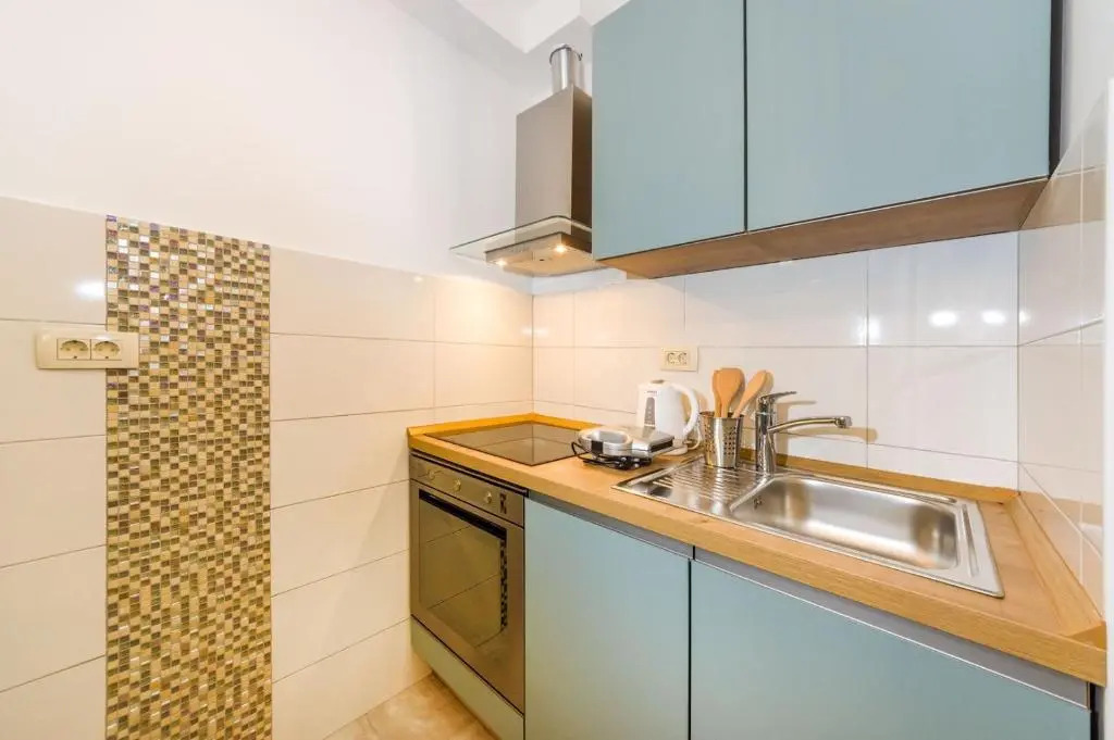 Ema 2Br Apt. In Old Town Centre