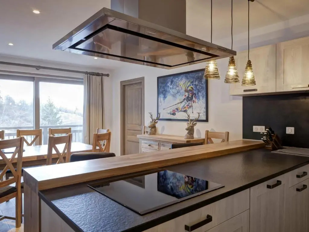 Appartement La Tania, 5 pièces, 12 personnes - FR-1-513-17