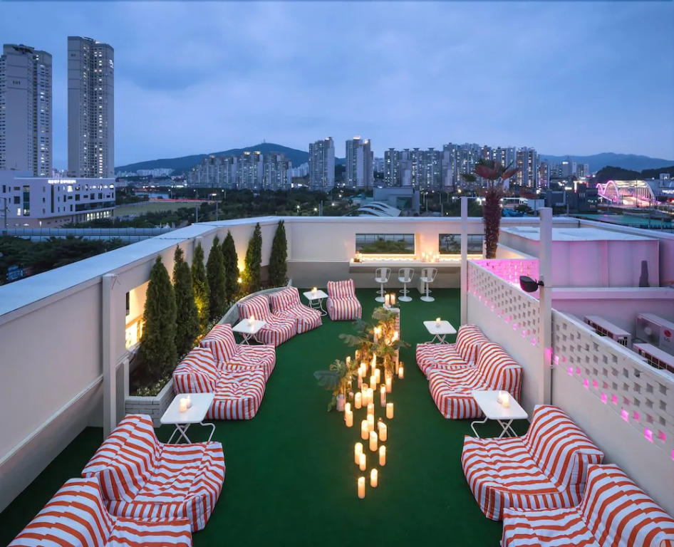 No 25 Signature Centum