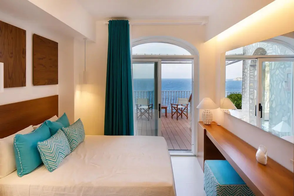 Amalfi Coast Luxury Villa with Swimming Pool