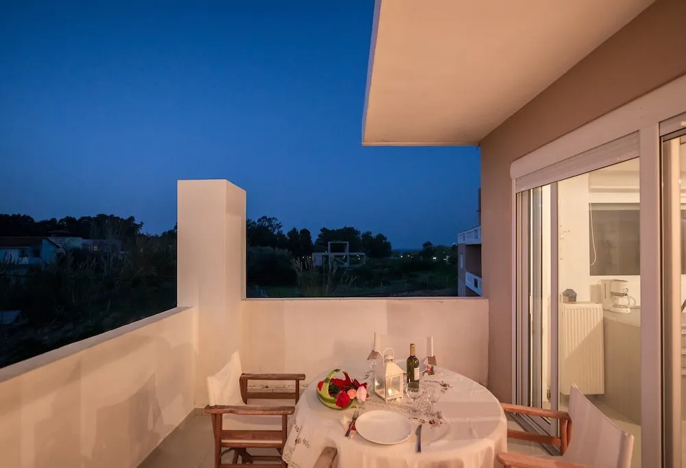 Villa Joy Mare - Seaside Escape with Private Pool