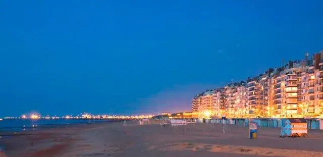WENDUINE ZEEDIJK, a seafront appartment very close to Bruges