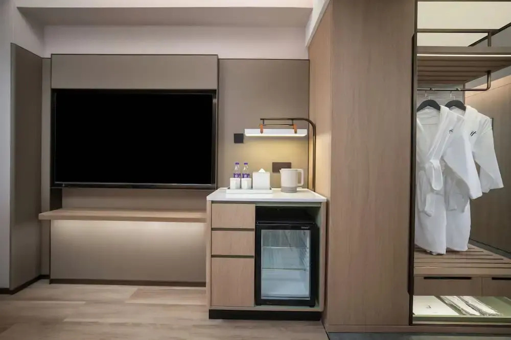 Holiday Inn Yiwu Center by IHG