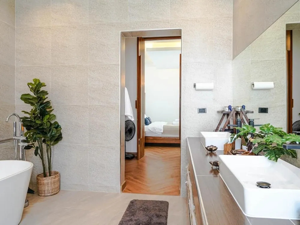 RoomQuest HideAway Hua Hin