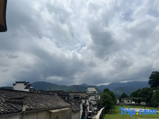 Weizheshan·Zen Landscape Resort Viewing Courtyard Parent-child Meisu (Hongcun Scenic Area Branch)