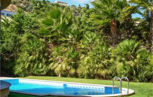 Holiday Home Finikia With Hot Tub I