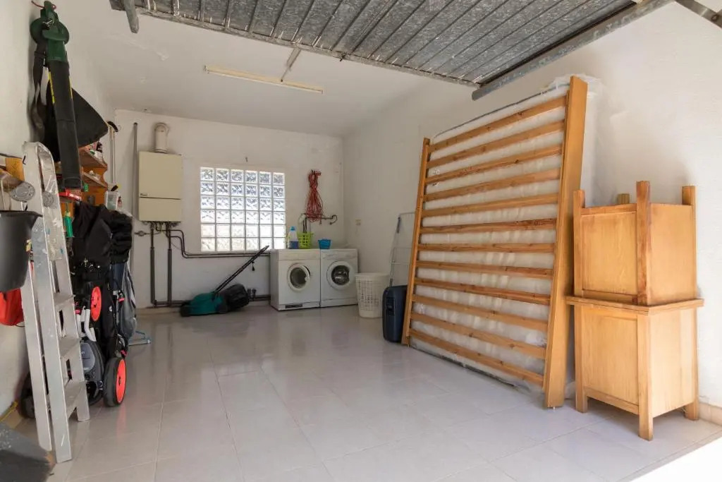Charming one-floor villa with private pool in Los Balcones