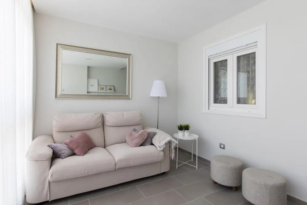 Downtown Square Apartament, Prime Location with Parking