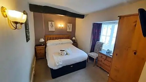 The Kings Arms Hotel