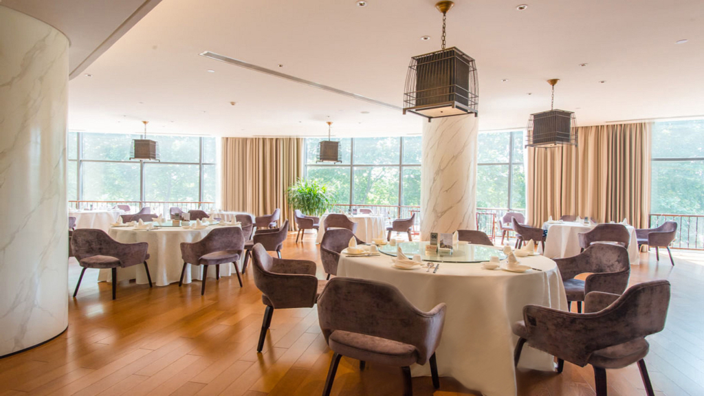 Holiday Inn Nanjing Xuanwu Lake by IHG