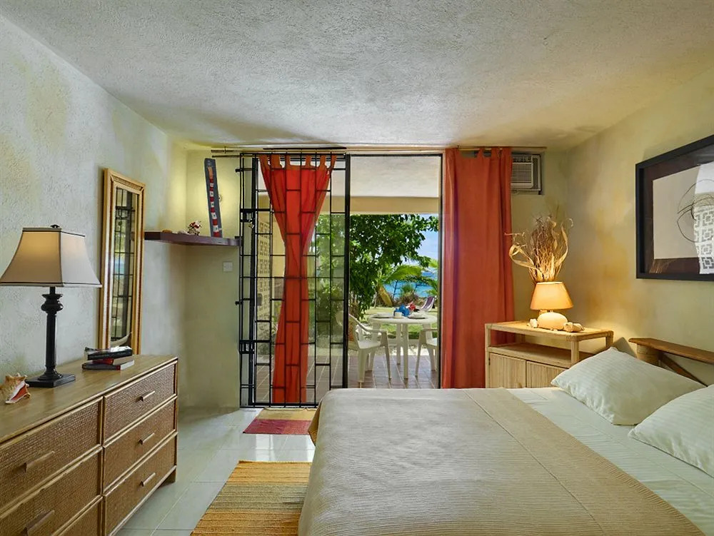 Surfers Bay Resort