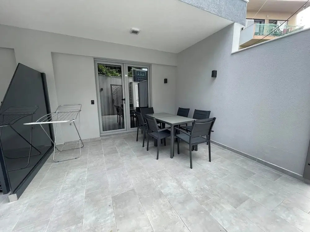 ARA Luxury Suites
