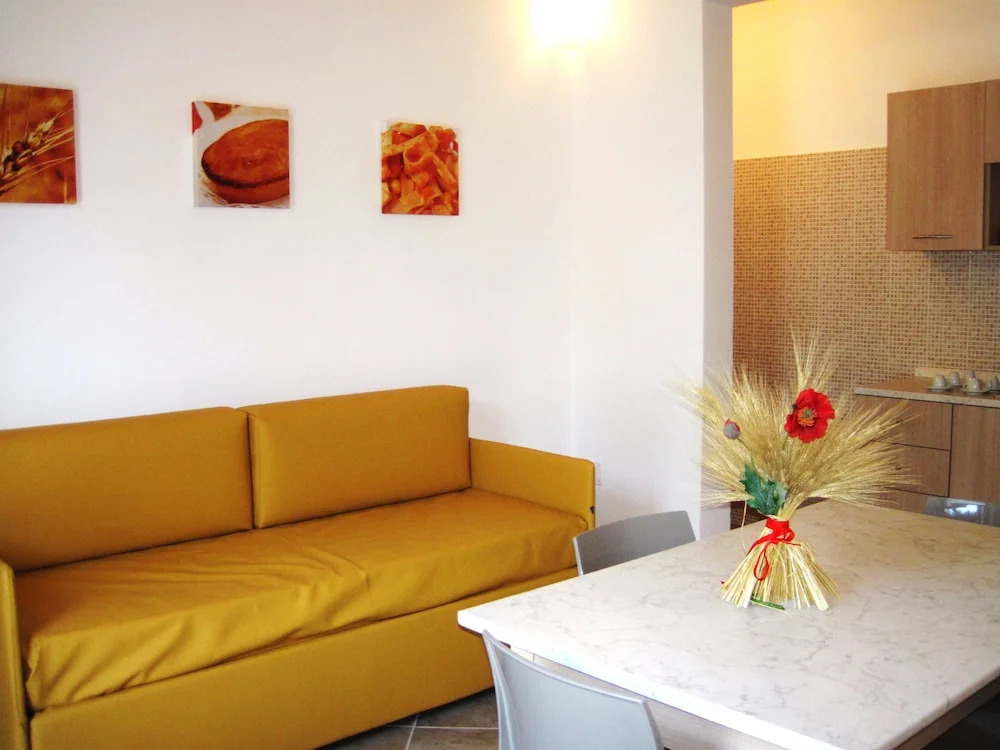 Salento Houses & Idro Suites