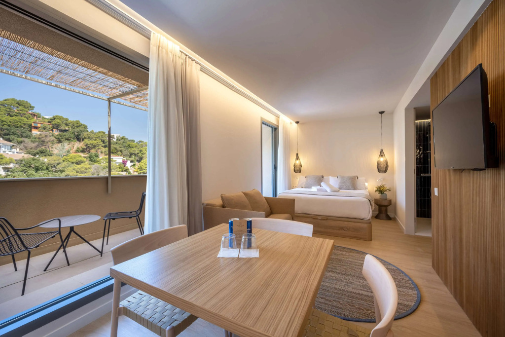 Talaia Plaza Ecoresort
