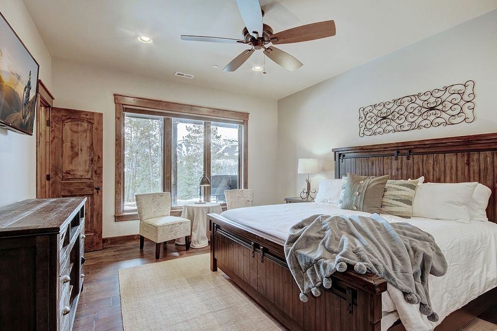 The Breck Escape 6 Bedrooms 5.5 Bathrooms Home