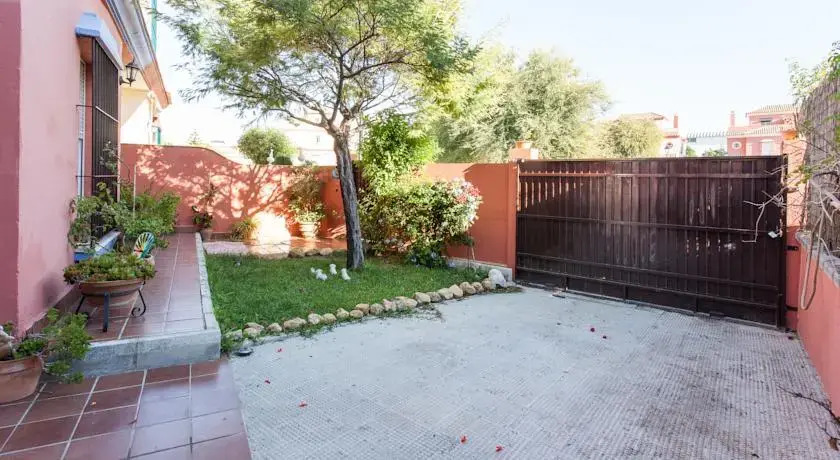 Casa Salteras