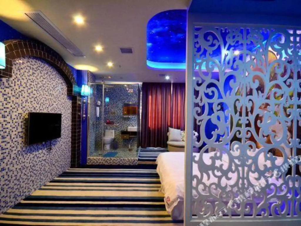 Lanli Fashion Hotel (Xinzhou District Government)