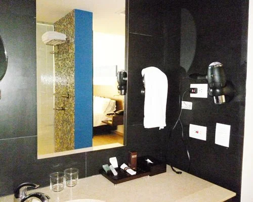 NH Collection Royal Smart Suites - 3 Nights, Barranquilla, Colombia