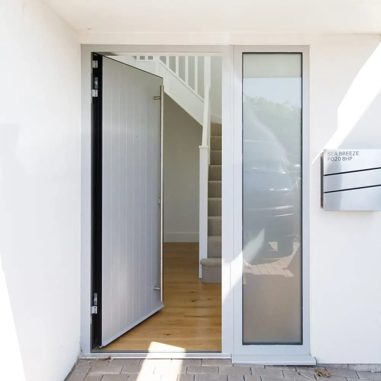Delightful Seaside Hideaway 5 Mins to Beach