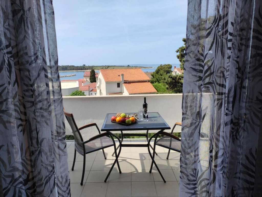 Nives - Great Location - A5